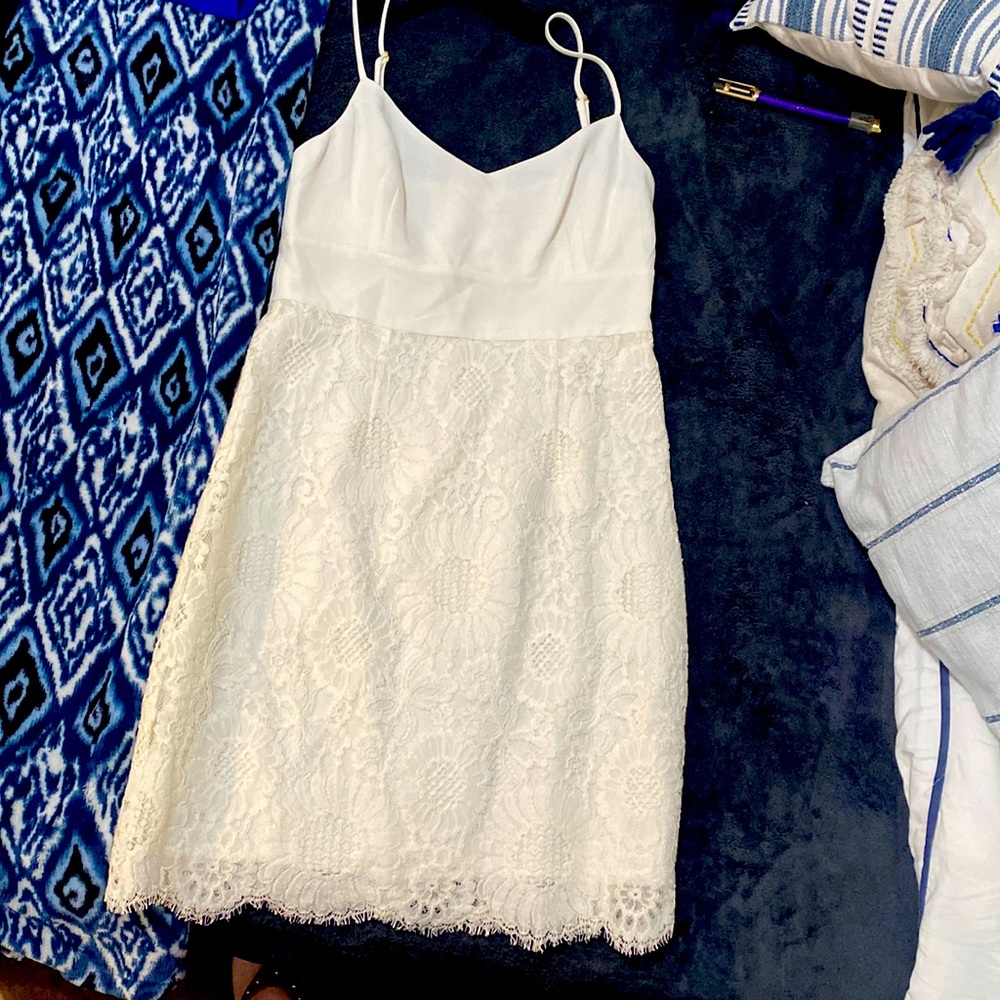 Trina Turk white lace dress-(Size 6)